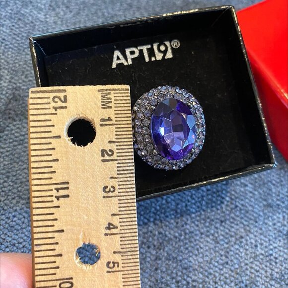 NWT NEW Stunning Purple Gem Fashion Ring from Apt. 9 - Picture 3 of 4